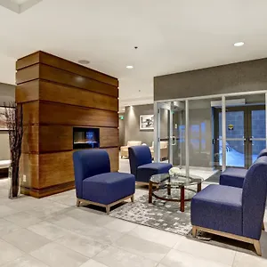  Apartment Residences At Lakes Canada